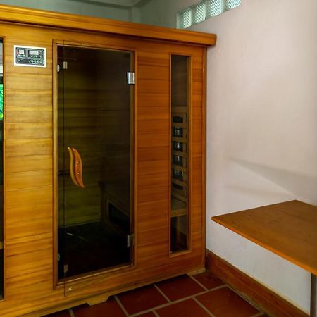 Samathi Lake Resort Phnom Penh Bagian luar foto