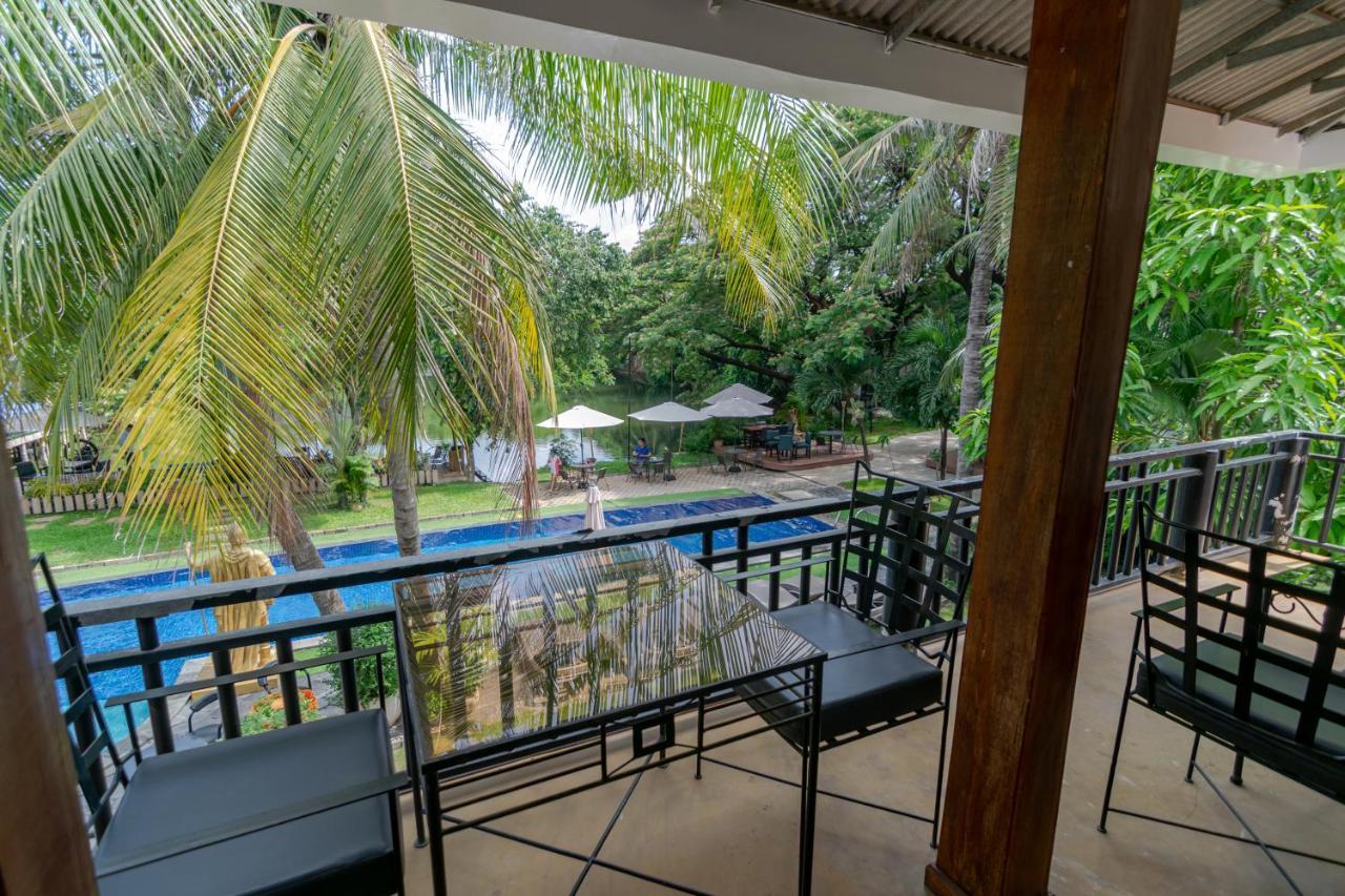 Samathi Lake Resort Phnom Penh Bagian luar foto