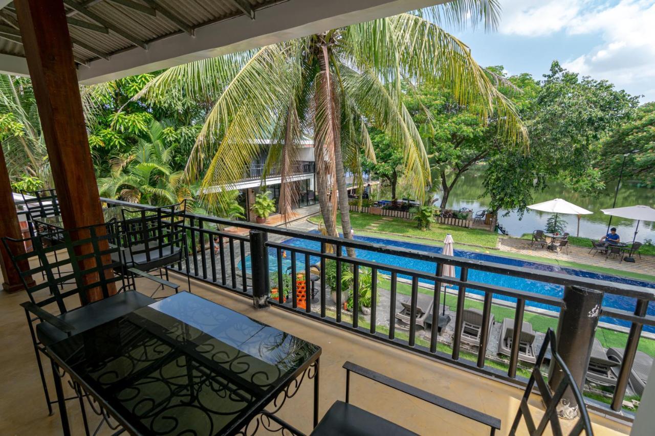 Samathi Lake Resort Phnom Penh Bagian luar foto