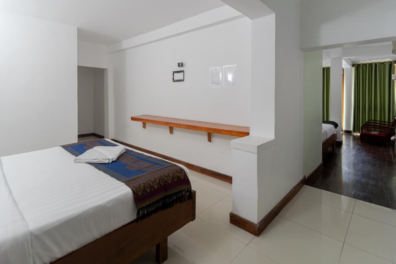 Samathi Lake Resort Phnom Penh Bagian luar foto