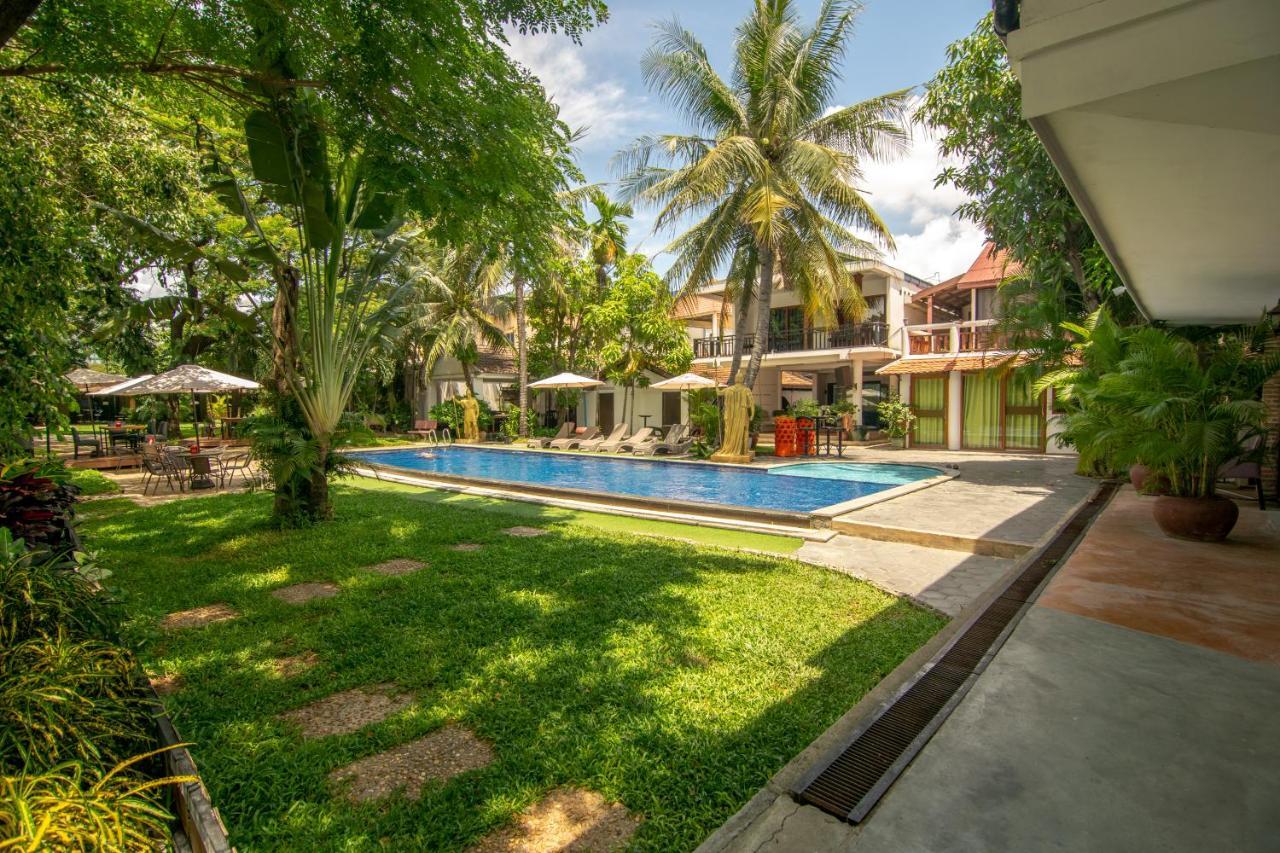 Samathi Lake Resort Phnom Penh Bagian luar foto