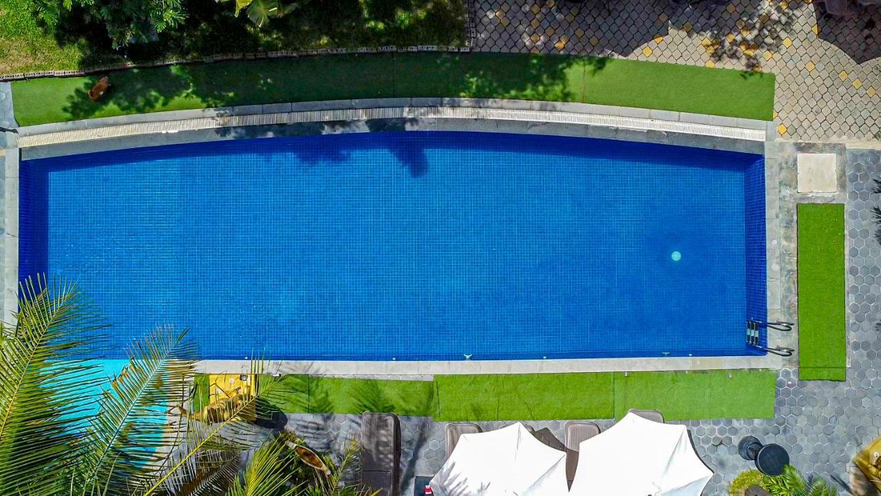 Samathi Lake Resort Phnom Penh Bagian luar foto