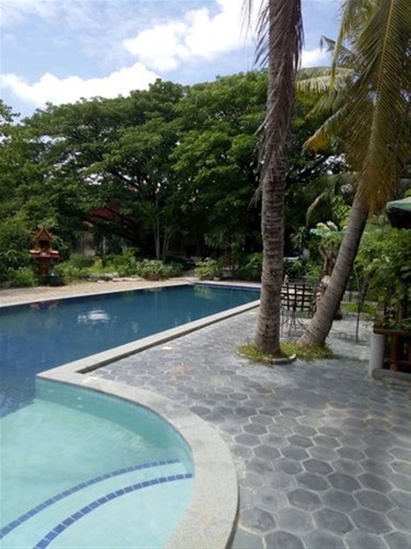 Samathi Lake Resort Phnom Penh Bagian luar foto